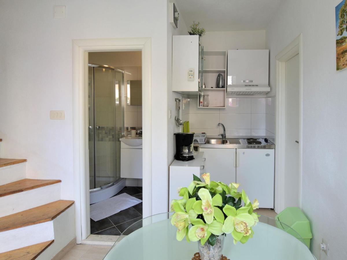 Apartment Klaric-1 By Interhome Trogir Exterior foto
